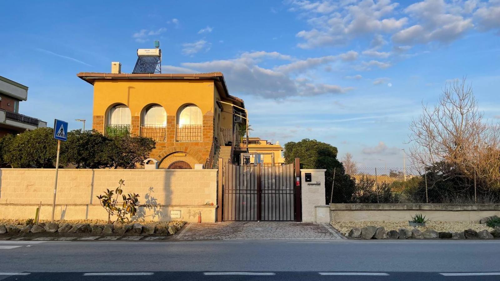 Koru House Torvaianica Villa Luaran gambar